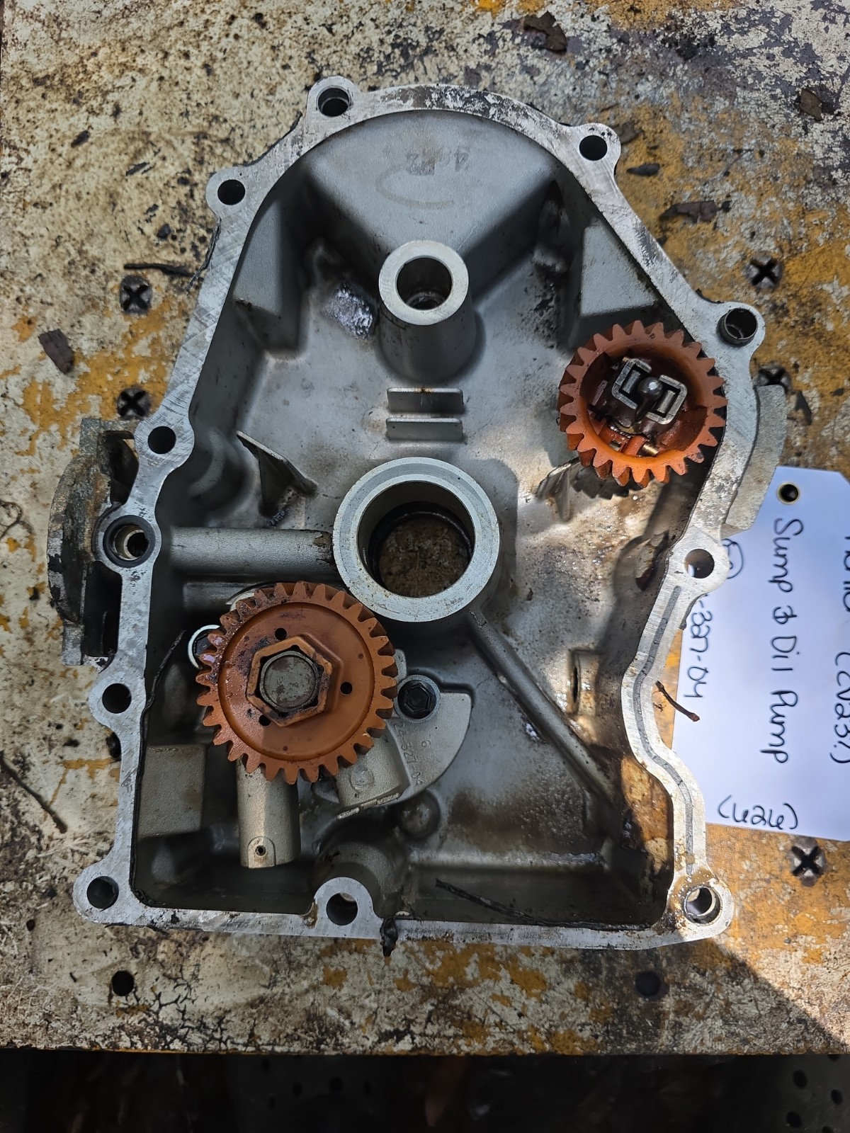 🤓 Kohler (CV23?) Crankcase Cover Oil Pan Sump & Oil Pump 24-327-04 gallery