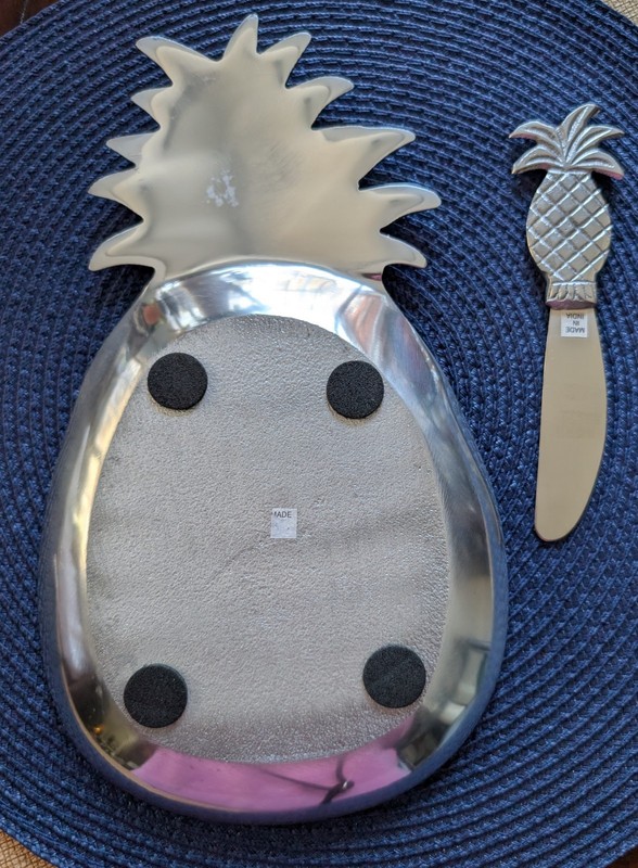 Pineapple Shaped Serving Tray And Spreader Set gallery