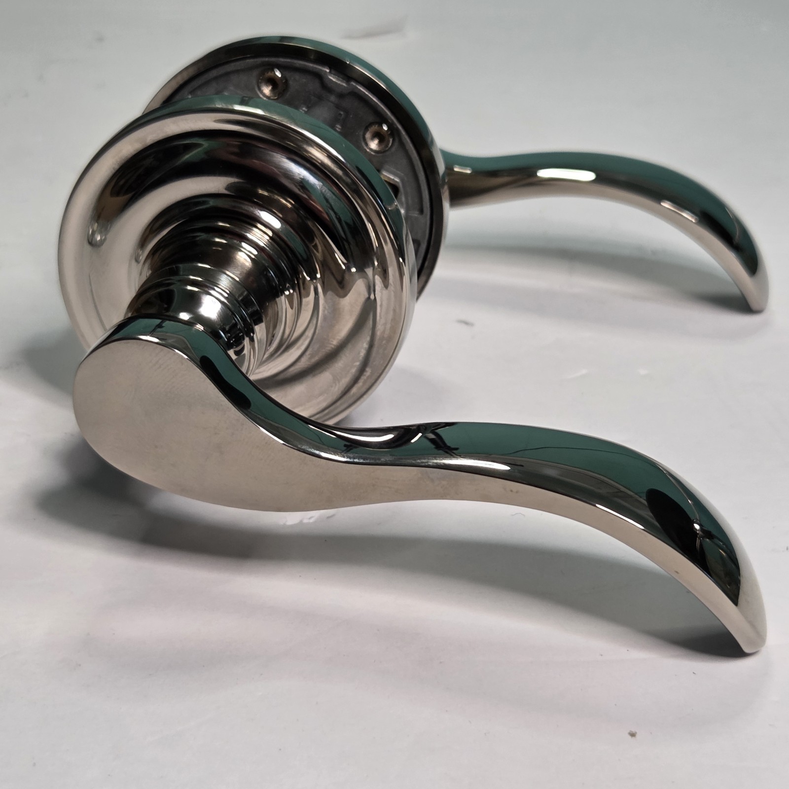 Baldwin Reserve Curve Lever Passage Set Traditional Round Rose Polished Nickel gallery