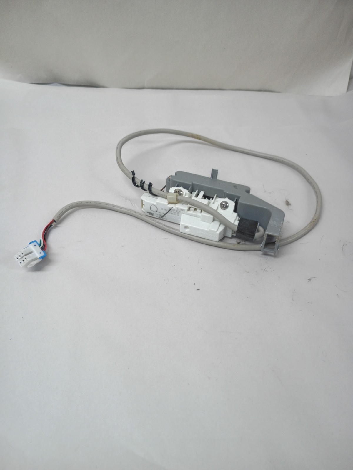 Samsung Washer Lid Lock DC34-00025A DC34-00025E gallery