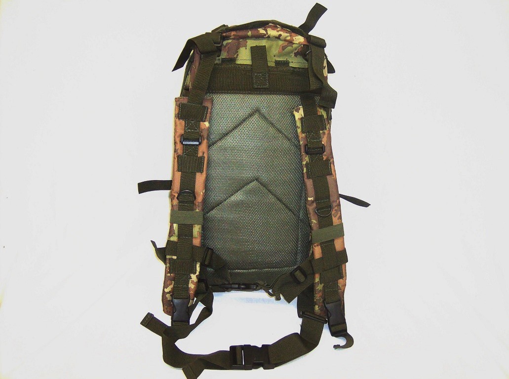 Backpack Vegetata Camouflage Medium Size Tactical Style Nylon Assault pack new 2