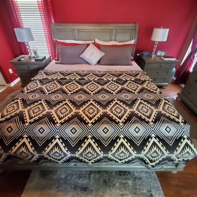 KING SIZE REVERSIBLE, ALPACA WOOL,MULTICOLOR BLANKET ECUADOR 74,8x91,33 in gallery