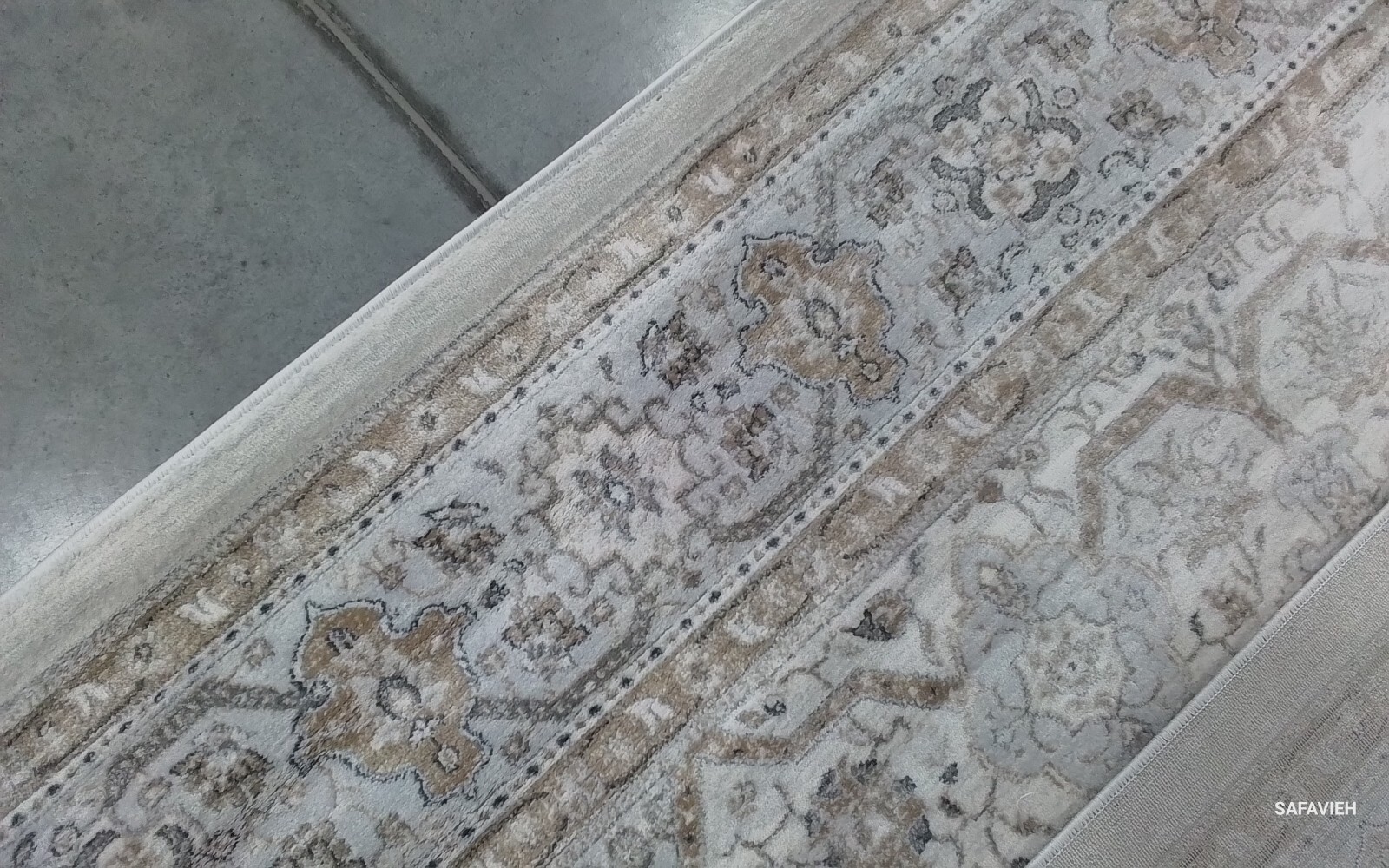 CREAM / BEIGE 6'-7" x 9'-0" Back Stain Rug, Reduced Price 1172771097 ISA916B-7 gallery