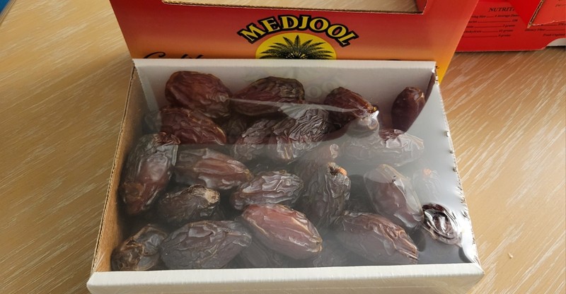 California Medjool Dates, 2 lb gallery