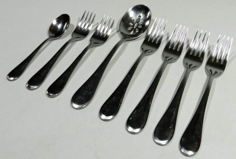 Oneida Icarus Stainless Flatware Forks Spoons gallery