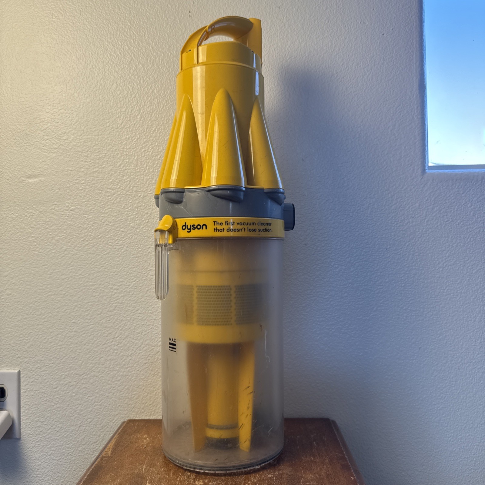 Dyson DC07 Canister Yellow Original OEM Replacement Part Root Cyclone 8 gallery