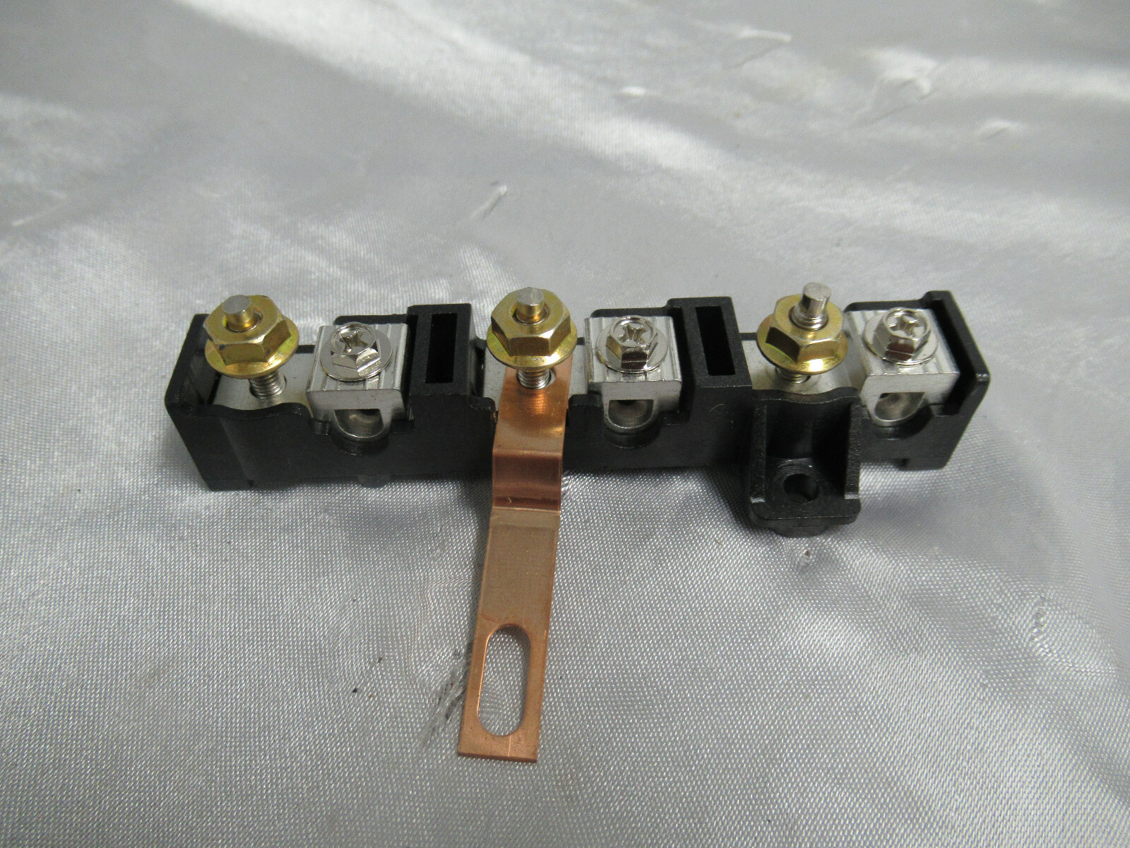 OEM Frigidaire Oven Range Terminal Block Kit 5303935271 (LOT #42) gallery