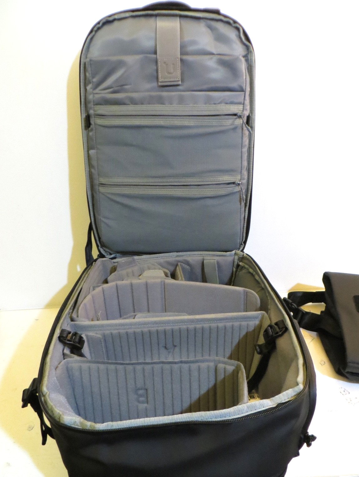ULANZI BP10 35L Hardshell Camera Backpack gallery
