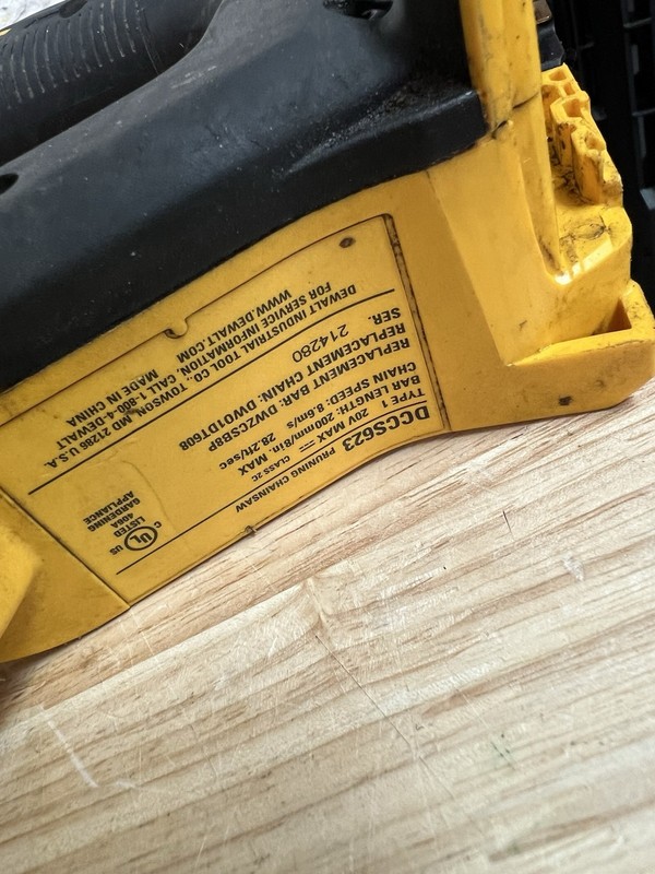 Dewalt 8" 20V Pruning Electric Chainsaw (Tool Only) DCCS623 -FOR PARTS OR REPAIR gallery