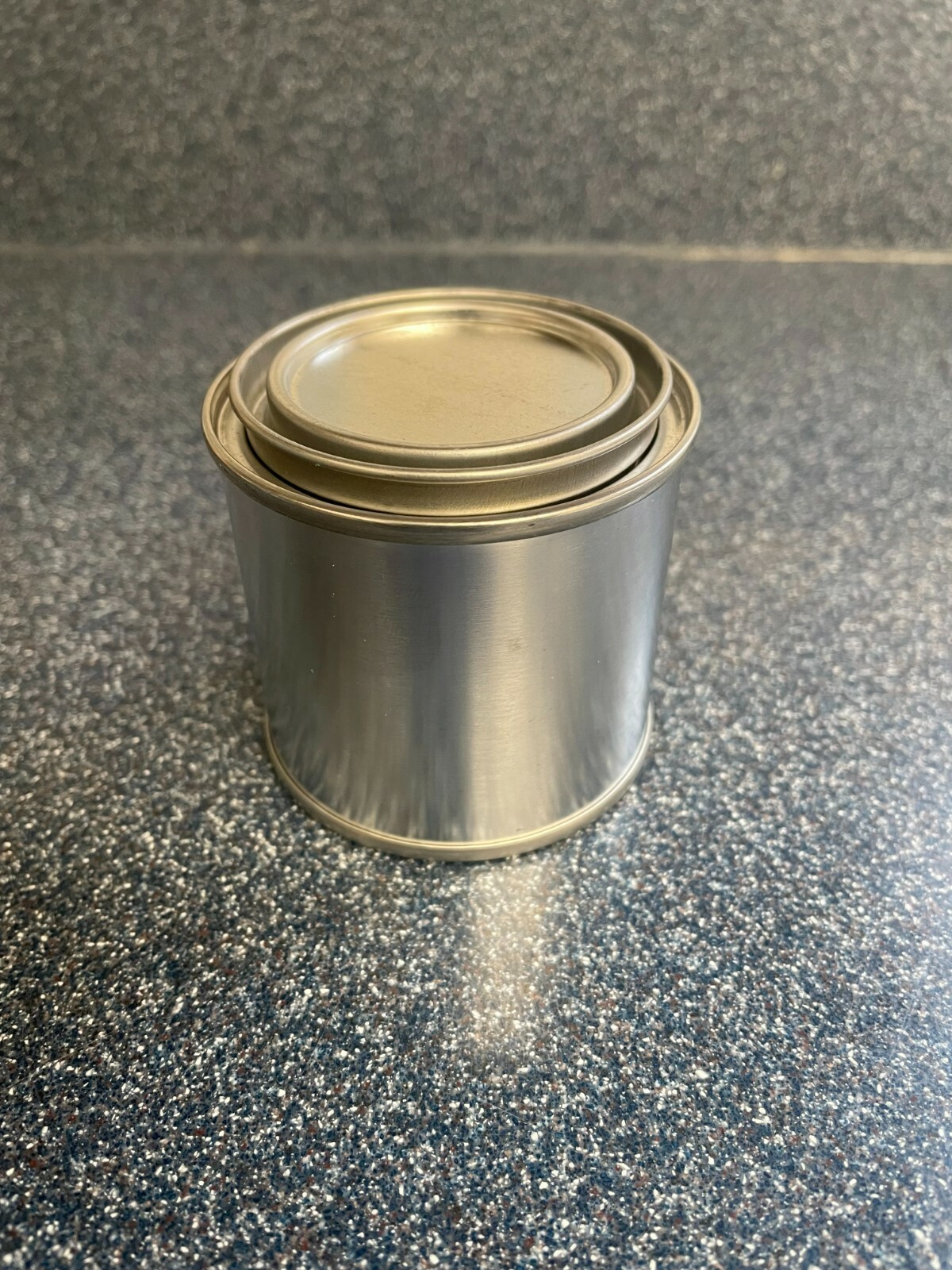 1/4 Pint "New" Unlined Empty Paint Can gallery