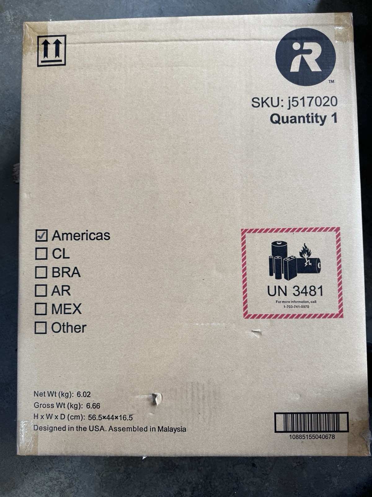 *NEW & SEALED* iRobot Roomba j5 Robotic Vacuum Cleaner - (J517020) gallery
