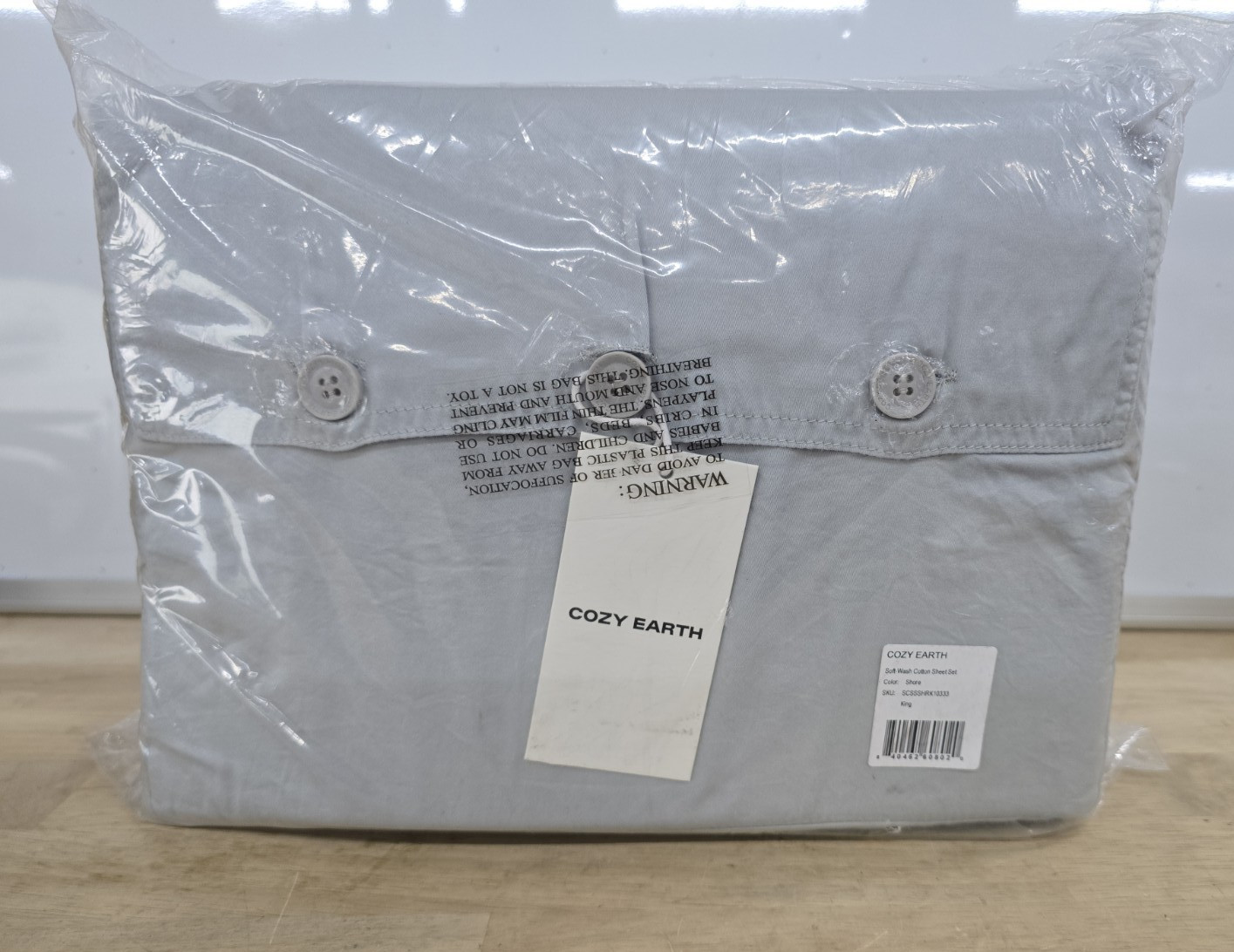 Cozy Earth Bamboo Sheet Set King , Color is Shore, New with tags gallery