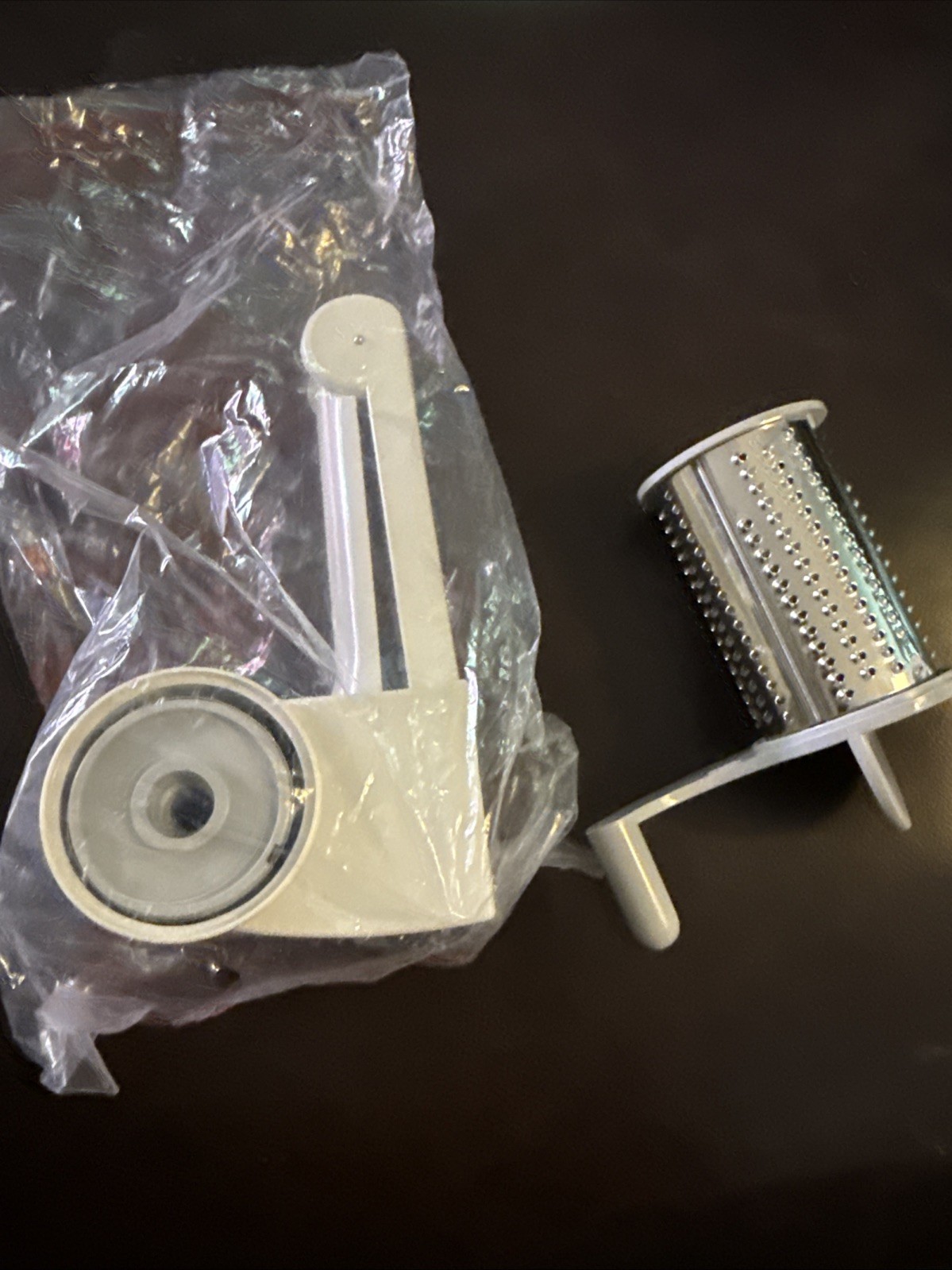 Pampered Chef Deluxe Cheese Grater Model 1275 MPN 1275 Kitchen Tool Single Item gallery