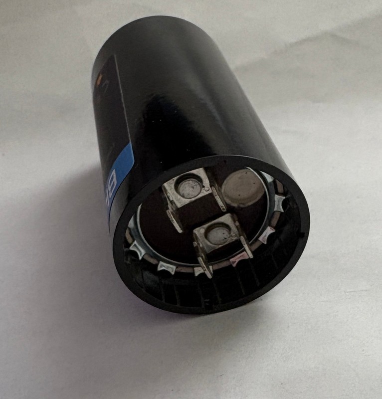NEW BlueStars CD60B Motor Start Capacitor 108-130uF 110-125VAC 60Hz gallery
