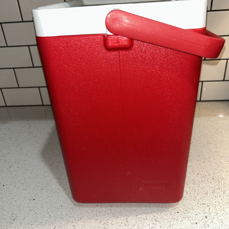 Coleman Party Stacker 20-Can Cooler Ice Chest Red Model 6224 gallery