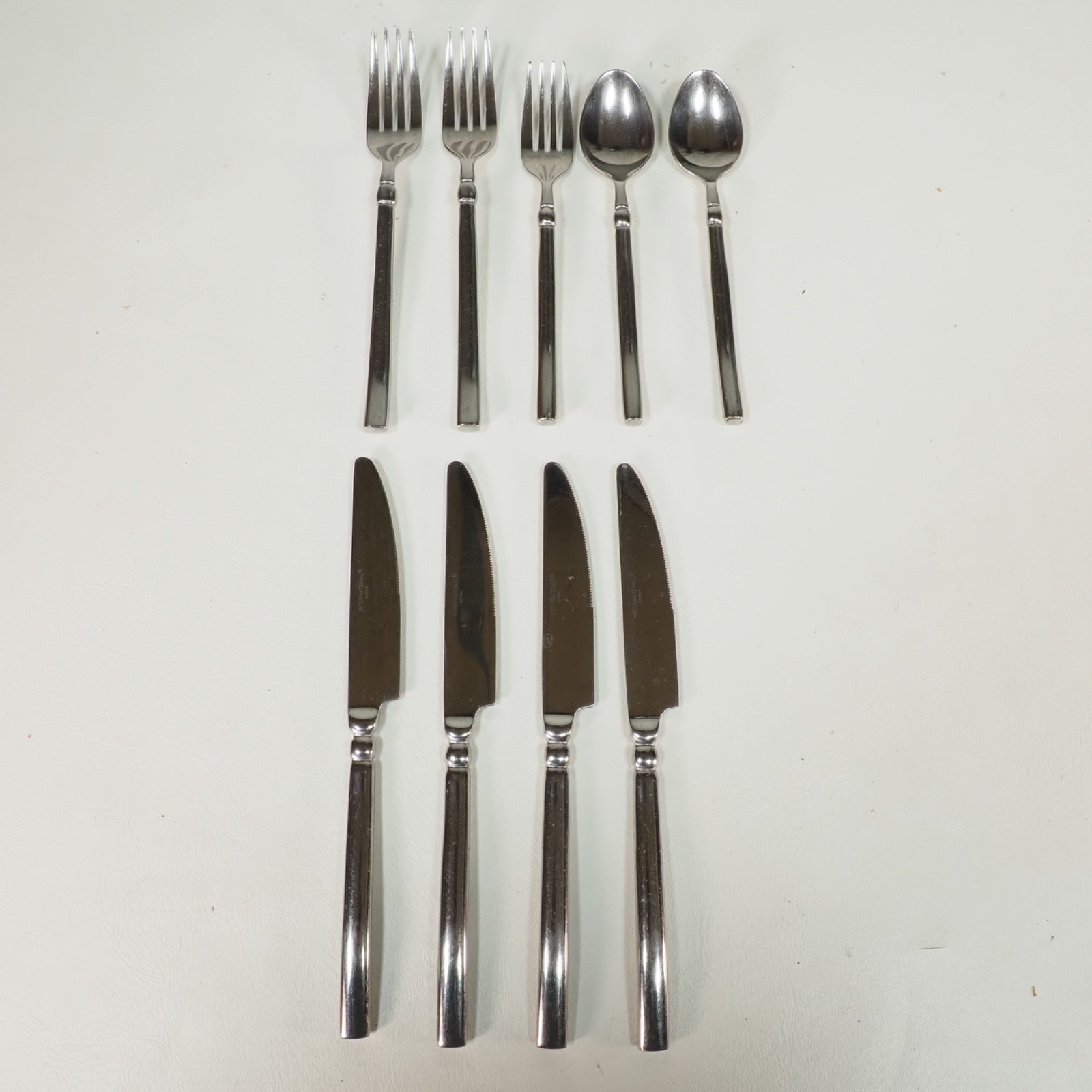 International Stainless Radial Pattern Discontinued 9 Pieces Fork Spoon Knife gallery