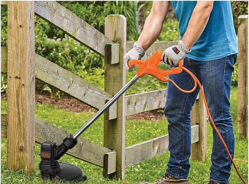 BLACK+DECKER Corded 13" String Trimmer/Edger, 4.0 Amp, BEST935, NEW in BOX gallery