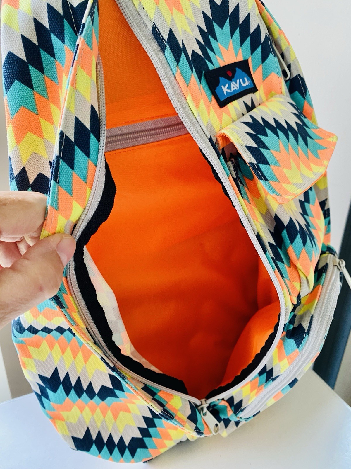 NWOT Kavu Rope Sling Back Bag Backpack Aztec Multicolor Zigzag 3