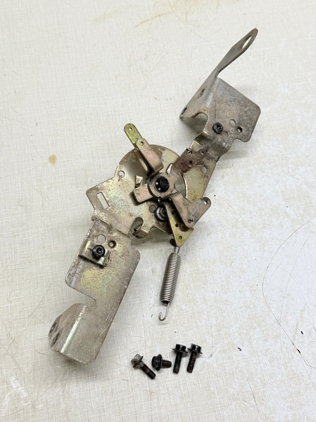 2001 Craftsman 917.272233 Lawn Tractor Kohler CV624S 65578 Speed Control Bracket gallery