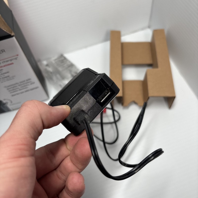 Universal AC Power Adapter 7 Tips CyberPower 1300mA 100 to 120V - CPUAC1U1300 gallery