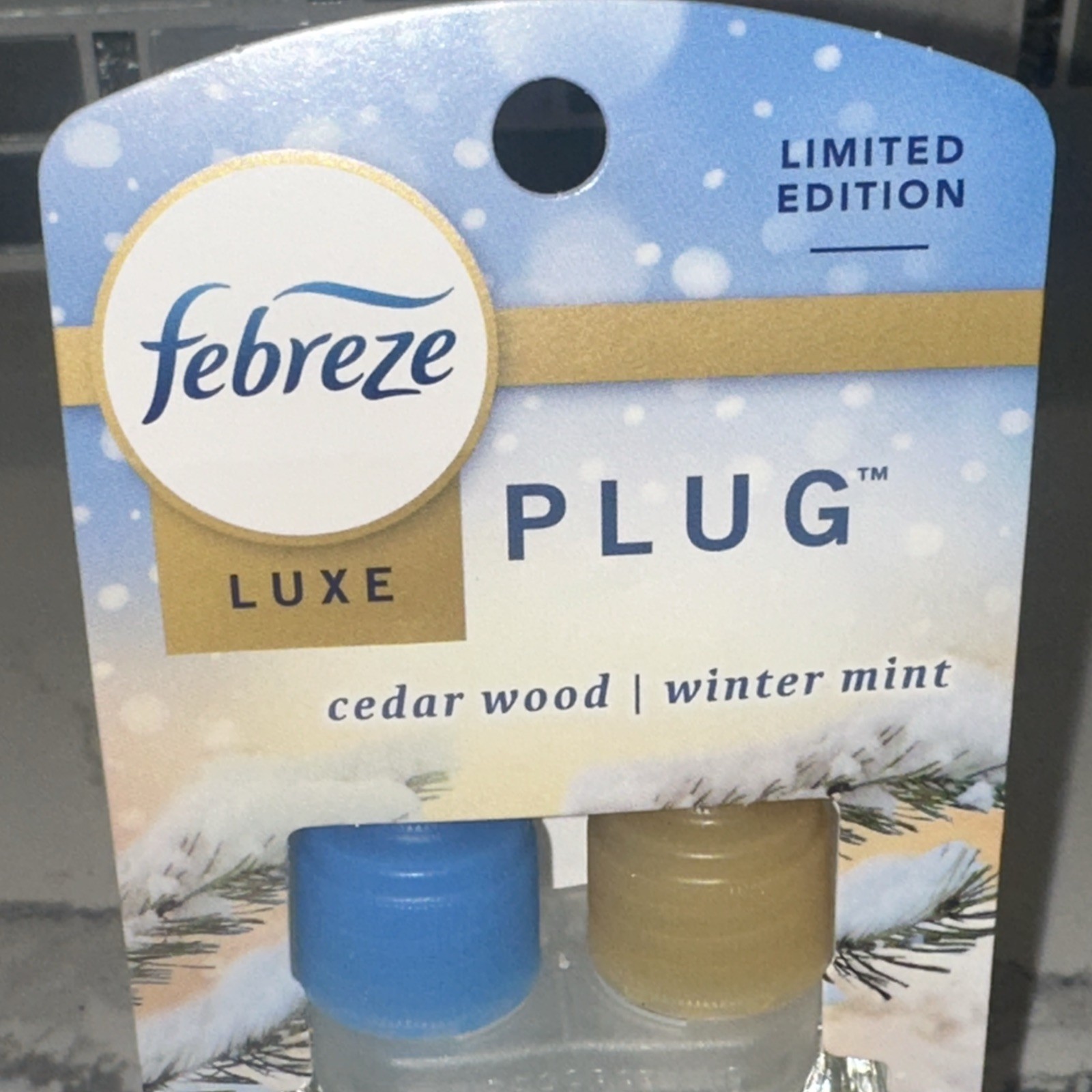 4 PACK-Febreze SERENE SNOWFALL Plug In Air Freshener Refill gallery