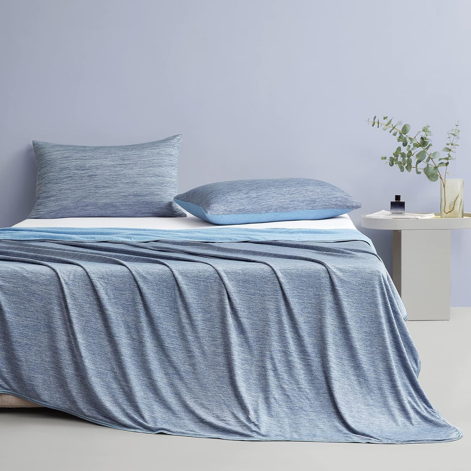 Blue Cooling Blanket & Pillow Cases Set - 59"x79" + 20"x26" Standard Size gallery