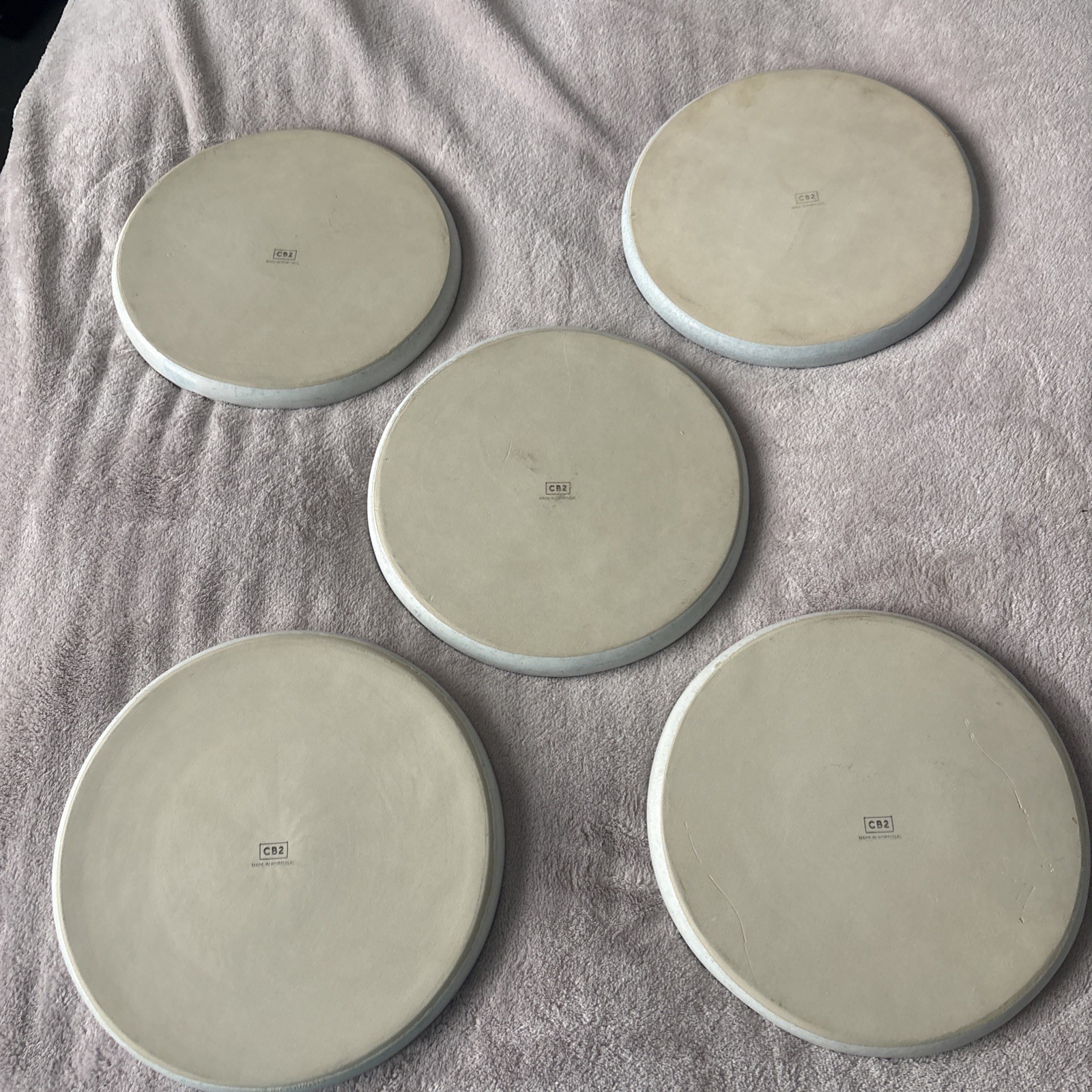 CB2 Crate & Barrel Set Of 5 Appetizer Salad Stackable Plates Stoneware 8 1/2" gallery