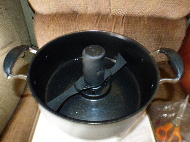 ROOTS & HARVEST Jam and Jelly Maker Automatically Stirs #1639 USED ONCE gallery