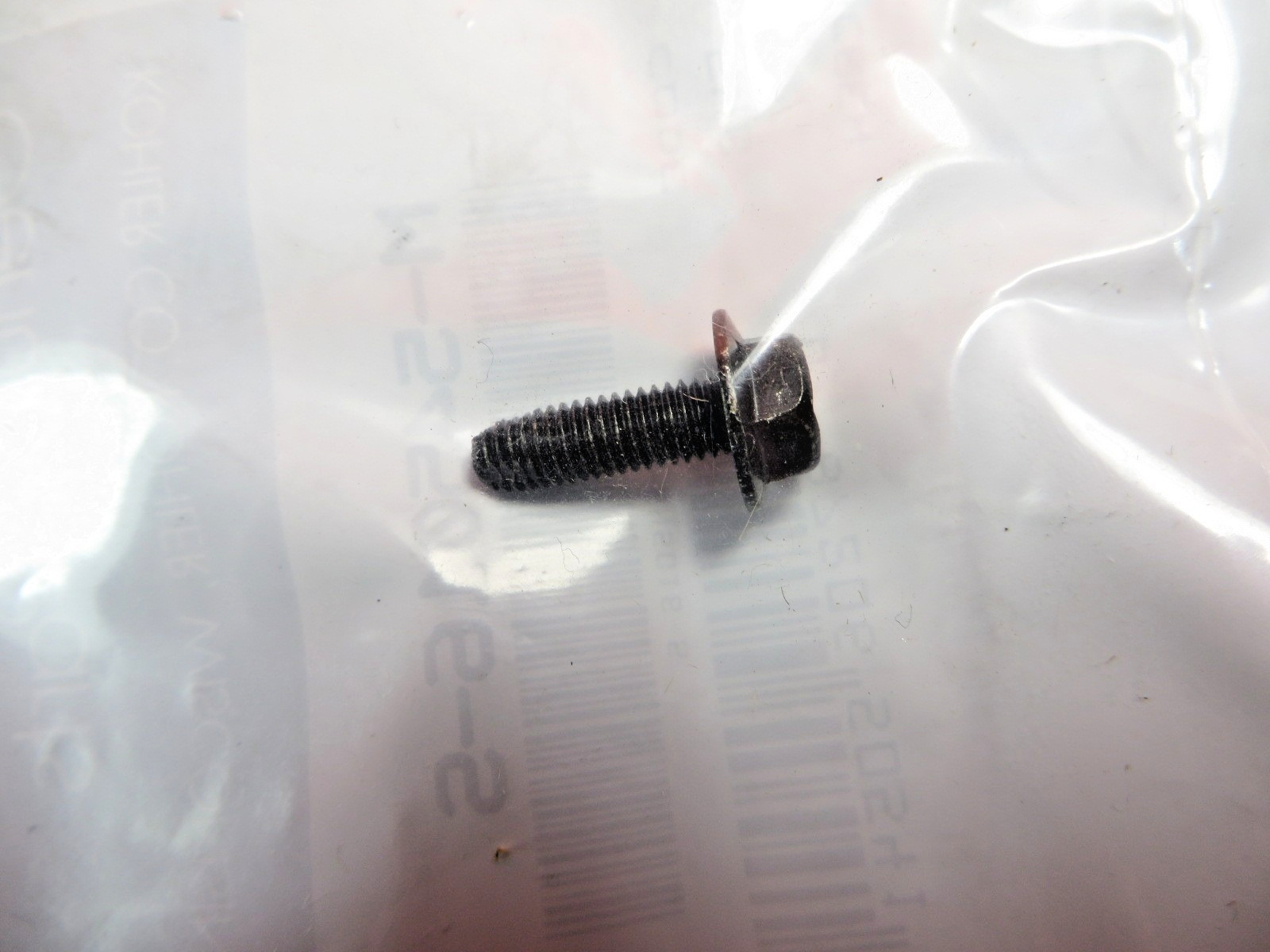 Kohler 25 086 426-S Screw Thread Forming (1) M-545016-S 18-20hp Command Pro gallery