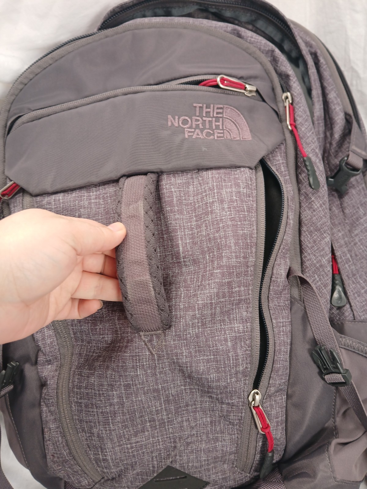Back Pack; North Face, grey/purple, adjustable straps 5