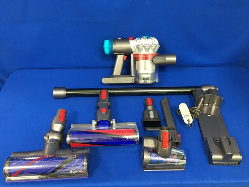 Dyson V8 Absolute Cordless Stick Vacuum Cleaner (SV25) - Silver/Nickel gallery