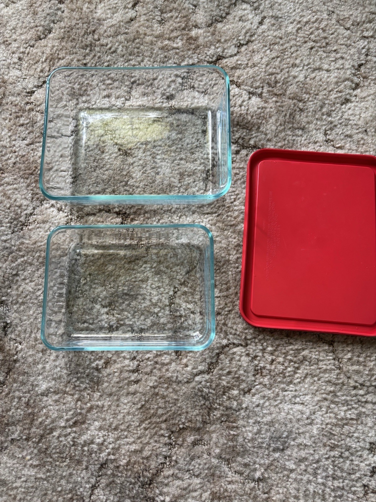 Pyrex 7211 6 Cup & 7210 3 Cup Rectangular Glass Storage Dishes Red Lid 2 Piece gallery