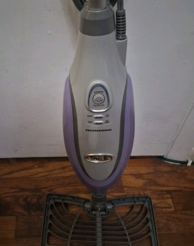 Shark Steam Pocket mop gallery