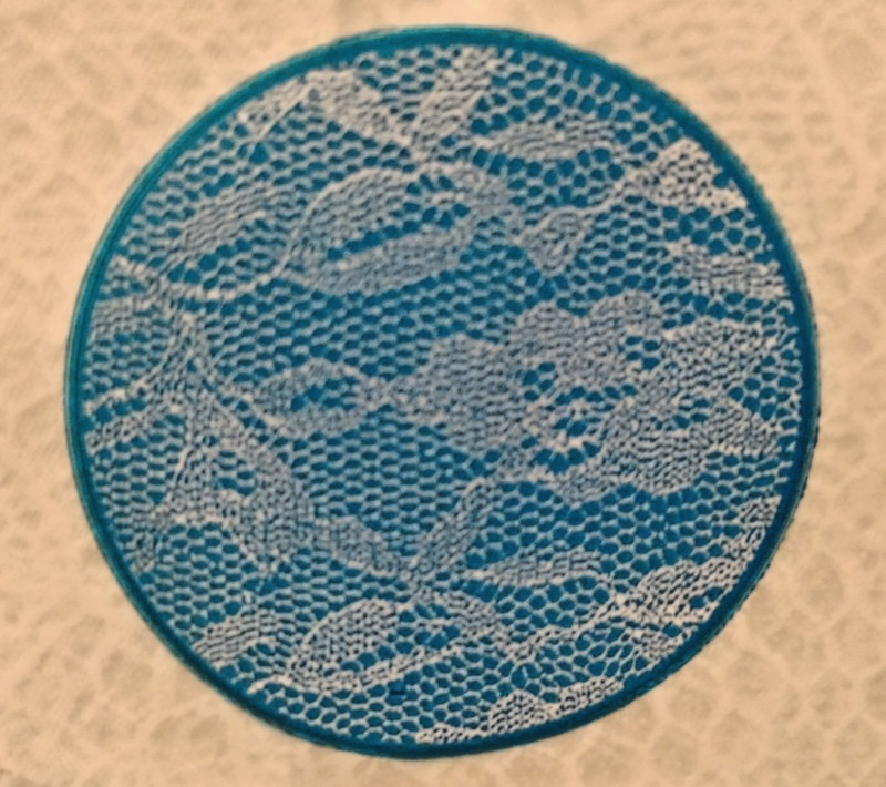 321 Party! Reusable White Lace Plastic Tablecover - 84 IN Round gallery