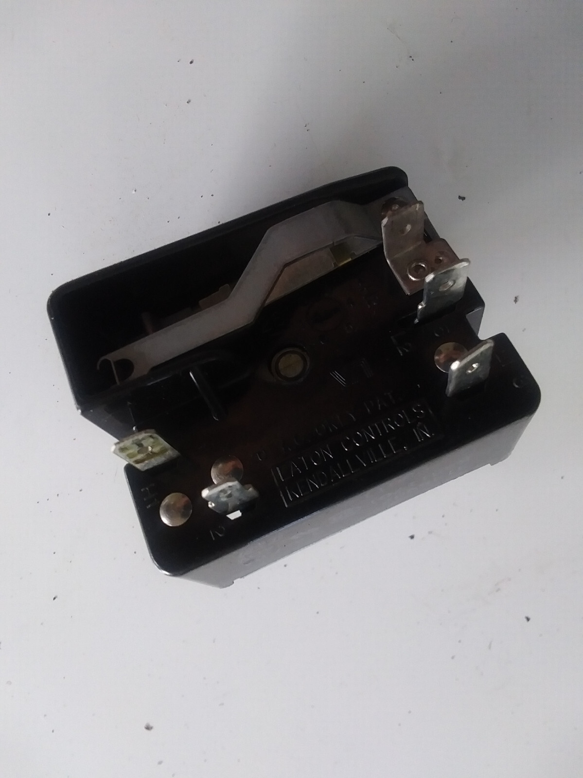 Whirlpool Range Model RF365PDXQ0 Surface Element Switch, Set of Two, WP3148952 gallery