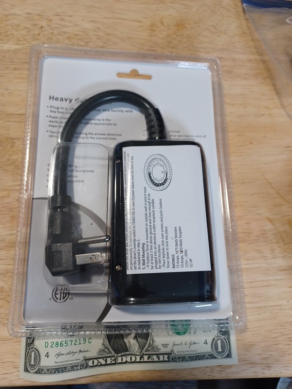 New Outdoor Timer 2 Grounded Outlets 24 Hr Programmable Daily Cycle 125VAC 60Hz gallery