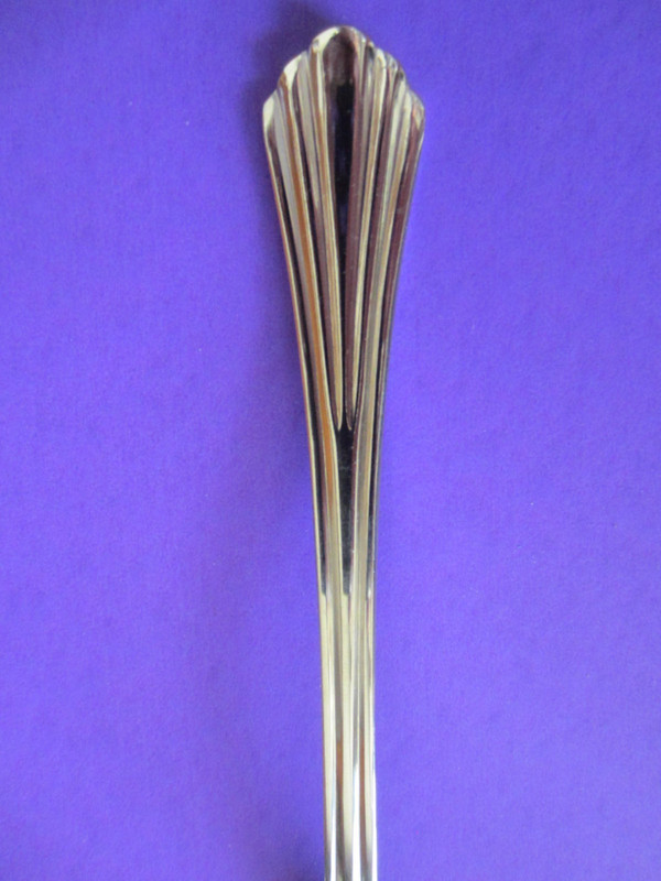 4 ONEIDA DUBLIN Stainless Flatware Soup Spoons Ribbed Fan Design gallery