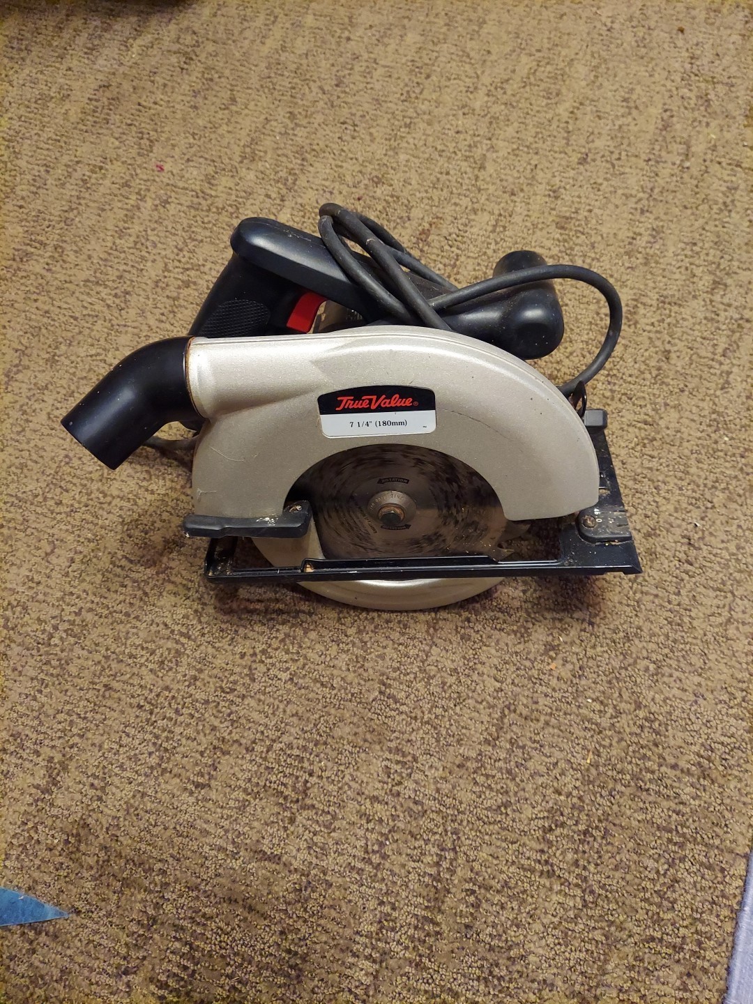 True Value 7 1/4" (180mm) Circular Saw gallery