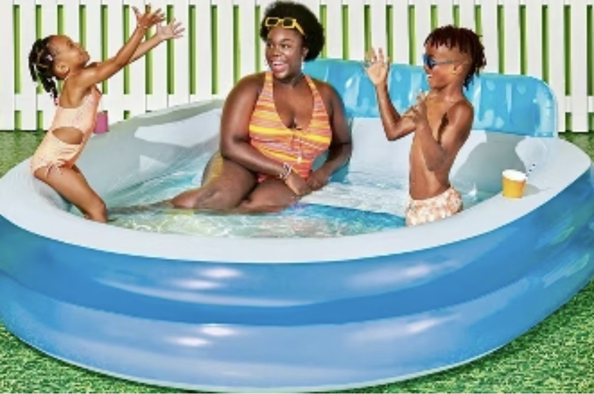 Sun Squad Inflatable Family Round Pool w/ Built-In Seat Bench Blue/White gallery