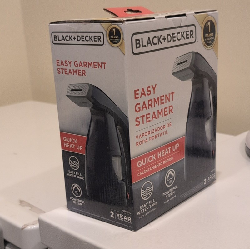 BLACK+DECKER Easy Garment Steamer Quick Heat Up Handheld Corded Powerful Steam gallery
