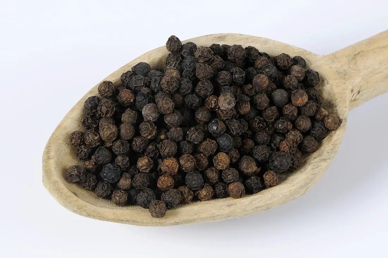 Piper Nigrum - CEYLON Black Pepper, Peppercorn, Heirloom - 5 Se eds gallery