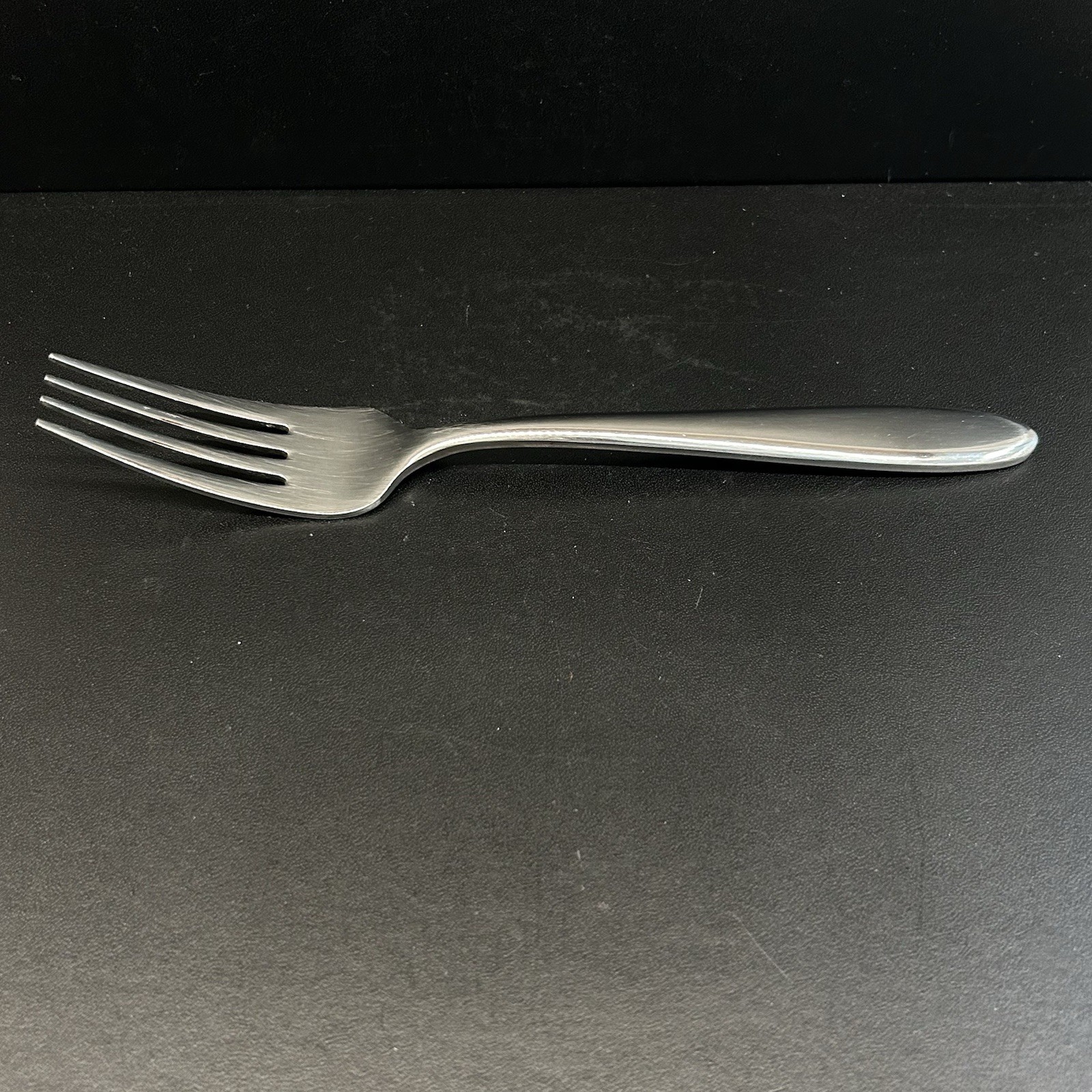 Oneida MOONCREST Stainless Dinner Fork Flatware Glossy gallery
