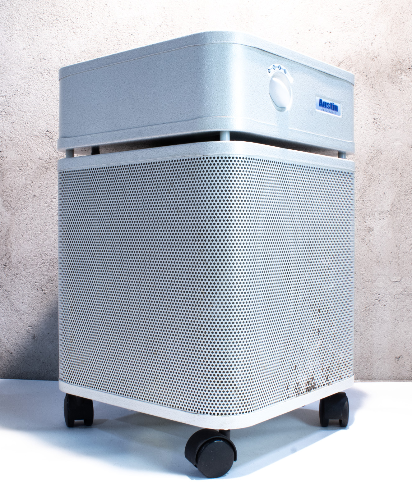 Austin Air HM 400 Healthmate Variable Speed HEPA Filter Air Purifier ORIG. $700+ gallery