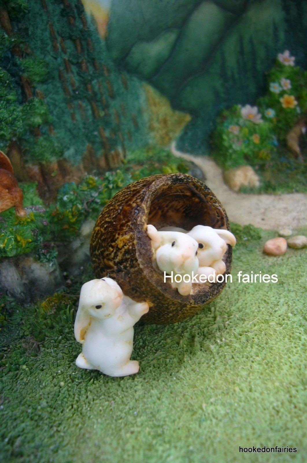 3 Bunnies in Walnut Nutshell Miniature Fairy Garden Bunny Rabbit GO 16642 gallery