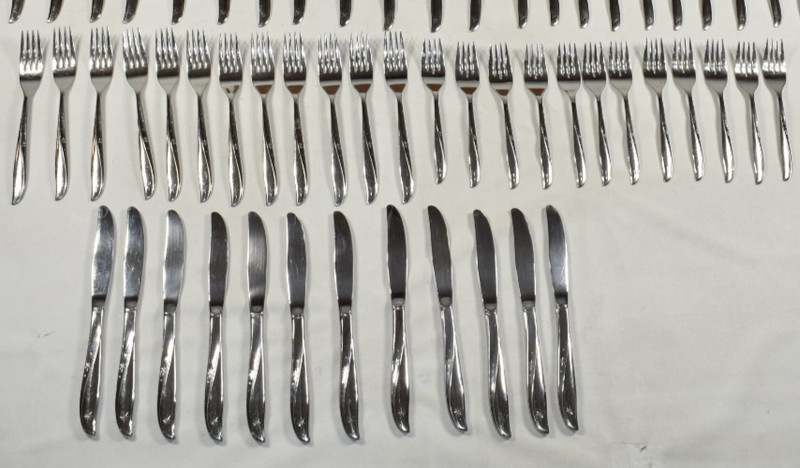 TWIN STAR Stainless By Oneida Silver Community Betty Crocker 62pc Service For 12 gallery