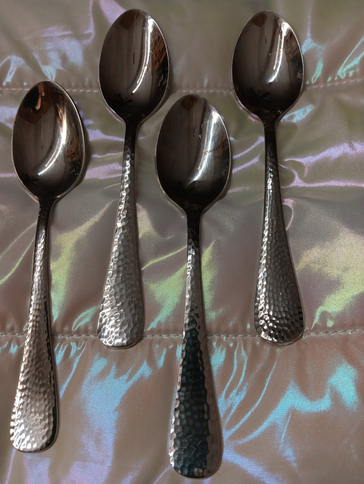 4 Reed & Barton Heritage Mint Olde English Hammered TEASPOONS Stainless Glossy gallery
