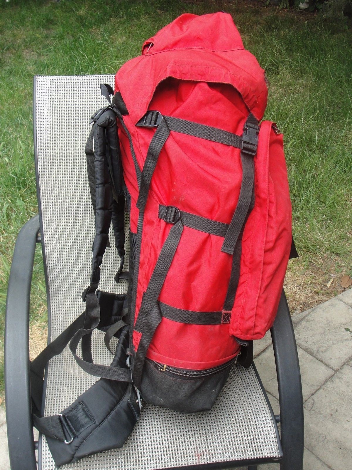 NORTH FACE BACKPACK brown tag hiking back pack internal frame mountaineering the 3
