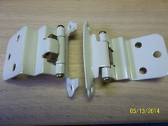 OFFSET HINGES, PAIR, BELWITH, P50030F-A3, OFF WHITE