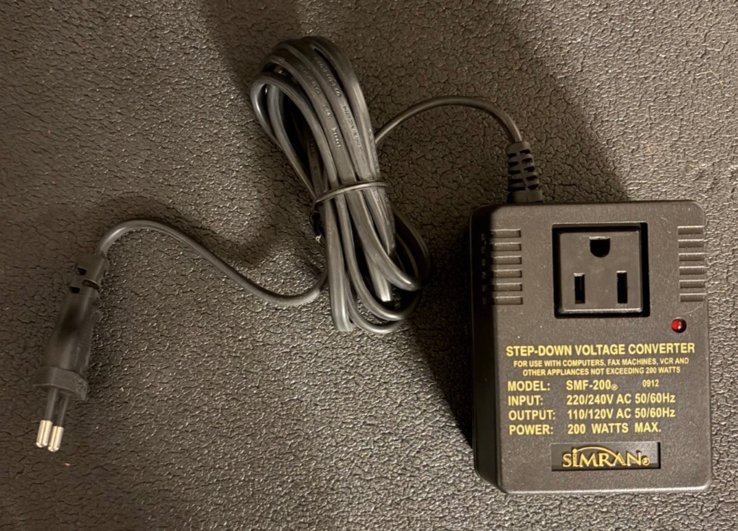 Simran Deluxe Step Down Converter International 220/240V To US 110/120 V SMF-200 gallery