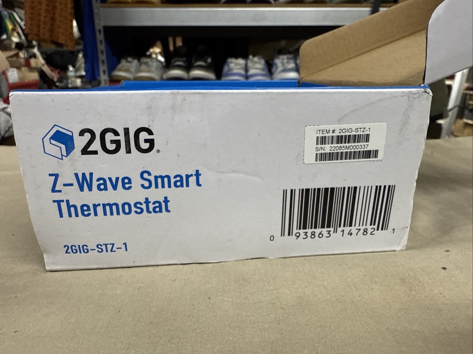 2gig Z-Wave 700 Smart Programmable Thermostat 2GIG-STZ-1 gallery